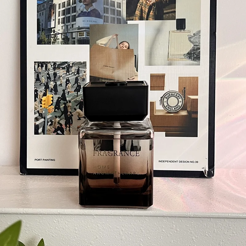 ホームフレグランススプレー ホテルグレード 自動芳香スプレー - Home Fragrance Diffusers のレビューと価格